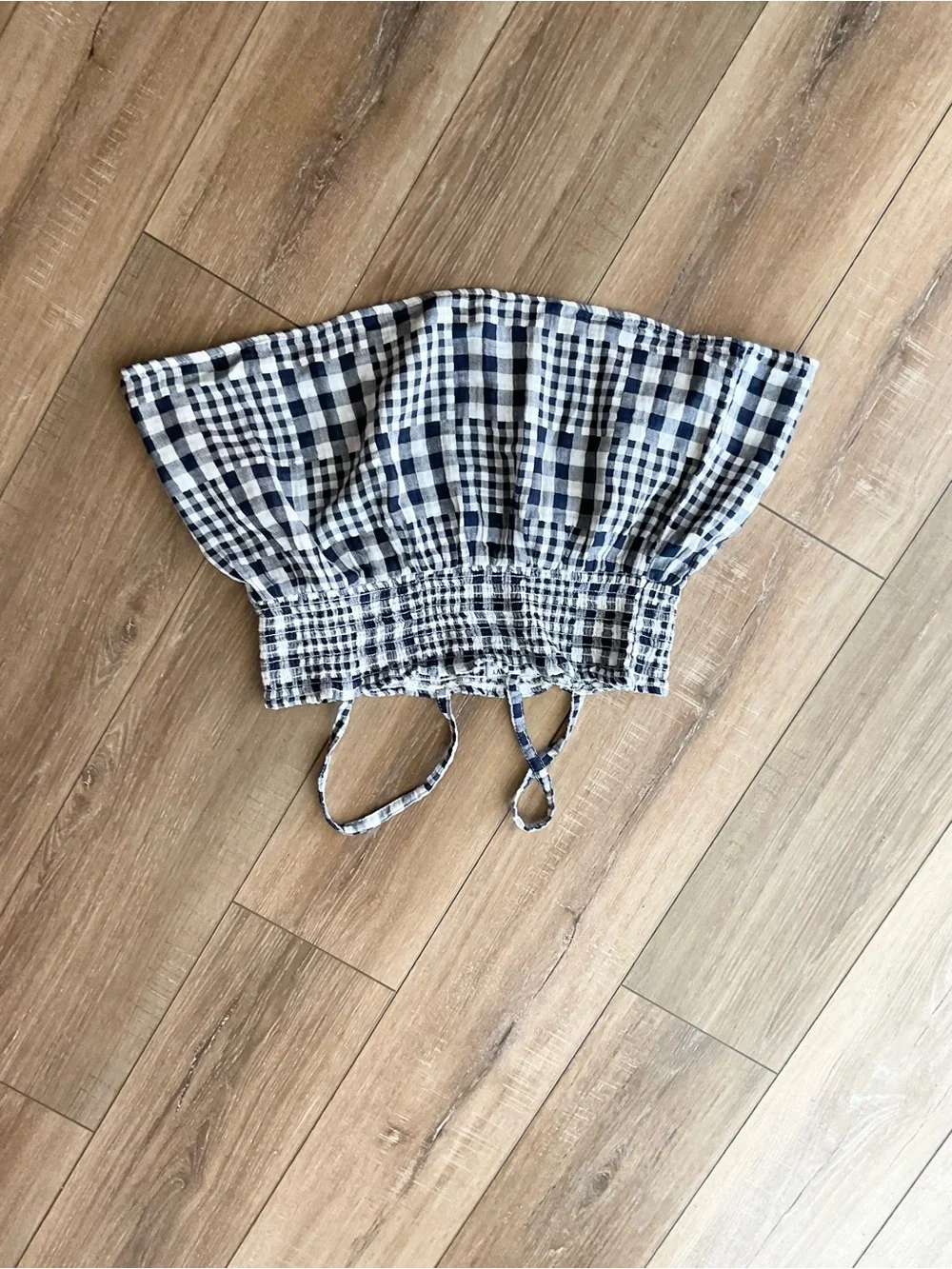 Old Navy Navy & White Gingham Smocked Tank Top